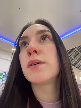 Snapshot of Midnight_Siren chatting on 02.15.26 Midnight Siren online show from 02.15.26