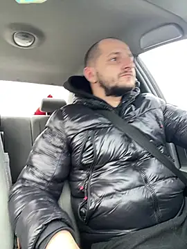 Snapshot of Virt_man chatting on 02.13.26 Virt man online show from 02.13.26