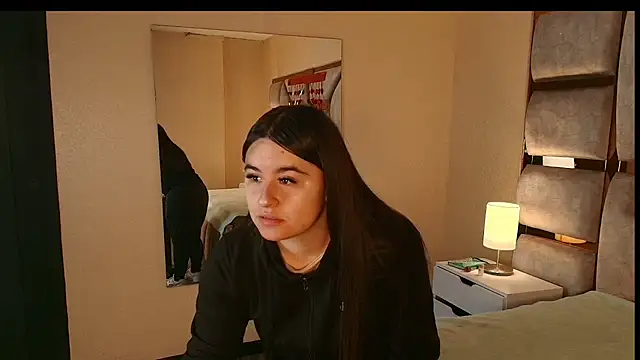 Anya Volker online show from 03.07.26