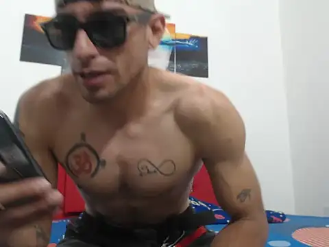 Snapshot of blake_cruz08 chatting on 02.18.26 blake cruz08 online show from 02.18.26