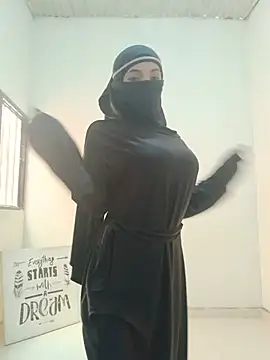 aminaa  online show from 07.08.26