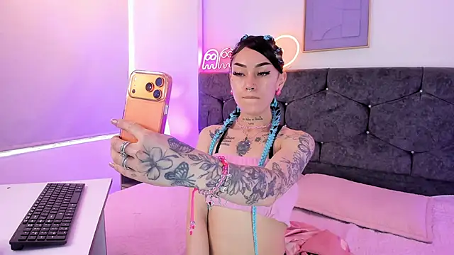 Megan Morphy online show from 03.27.26