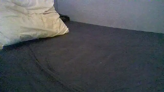 BonneQueueBonjour online show from 05.17.26