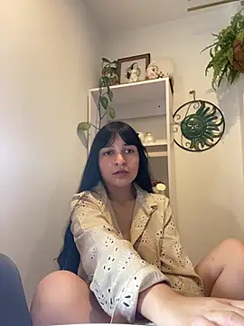 Snapshot of Abril_Thompson221 chatting on 04.01.26 Abril Thompson221 online show from 04.01.26