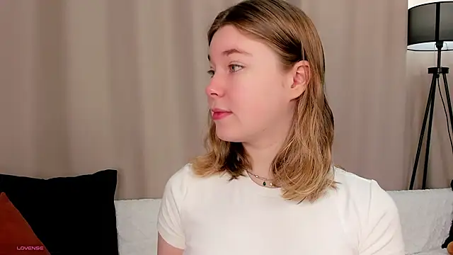 MaraaSwan online show from 02.22.26