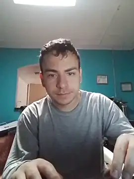 Snapshot of vinicius_ribas chatting on 06.19.26 vinicius ribas online show from 06.19.26