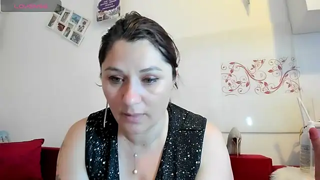 Snapshot of EVELYNA88 chatting on 07.21.26 EVELYNA88 online show from 07.21.26