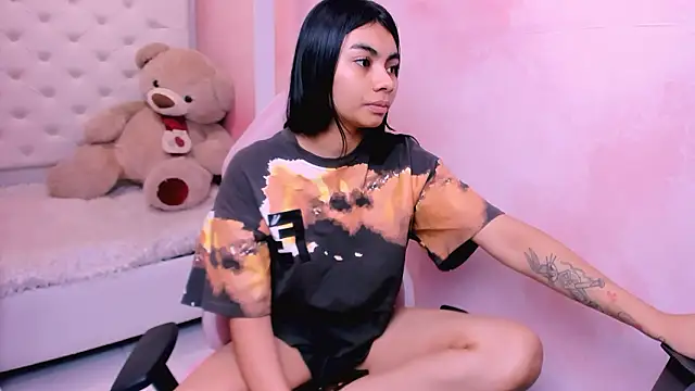 Snapshot of eimmy__skinny chatting on 03.06.26 eimmy skinny online show from 03.06.26