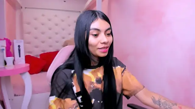 Snapshot of eimmy__skinny chatting on 03.27.26 eimmy skinny online show from 03.27.26