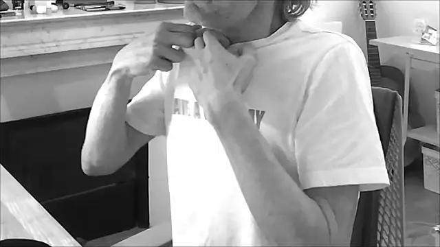 Snapshot of irohsako chatting on 02.13.26 irohsako online show from 02.13.26