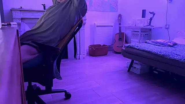 irohsako online show from 04.19.26