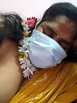 Snapshot of kavinisha chatting on 03.08.26 kavinisha online show from 03.08.26