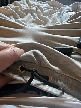 zwigge75 online show from 03.22.26