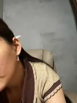 Snapshot of Tina-hotsx chatting on 02.15.26 Tina-hotsx online show from 02.15.26