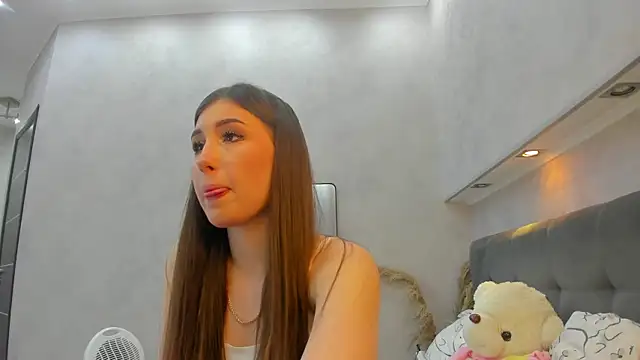 Emily Lews online show from 05.22.26
