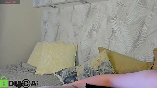 Emily Lews online show from 06.28.26