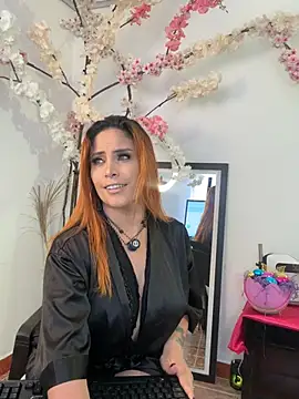 Snapshot of Auratempt chatting on 03.31.26 Auratempt online show from 03.31.26