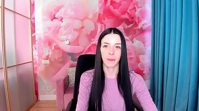 NoirDiva online show from 03.25.26