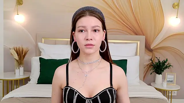 RebecaFields online show from 04.05.26