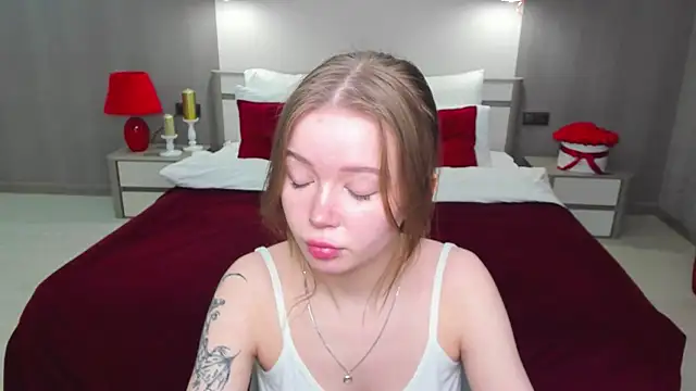 Violetta  Dreams online show from 03.18.26