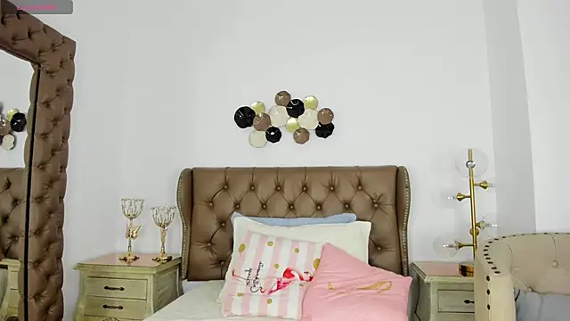 Snapshot of pinkmoon30 chatting on 03.12.26 pinkmoon30 online show from 03.12.26