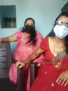 Snapshot of Kannadasexywifes chatting on 04.13.26 Kannadasexywifes online show from 04.13.26