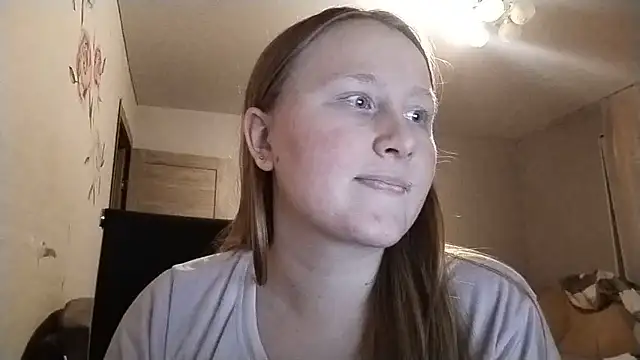 Snapshot of AnikaLipps chatting on 06.07.26 AnikaLipps online show from 06.07.26