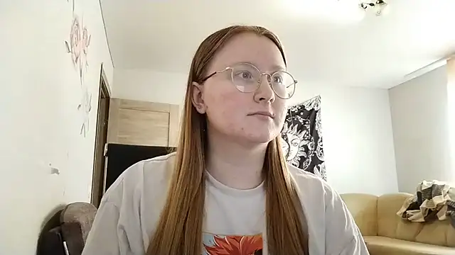 AnikaLipps online show from 06.18.26
