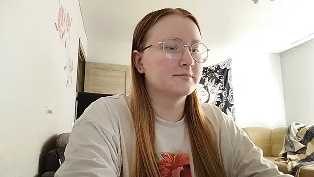 AnikaLipps online show from 06.19.26