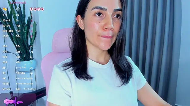 Snapshot of sara_ospina22 chatting on 07.10.26 sara ospina22 online show from 07.10.26