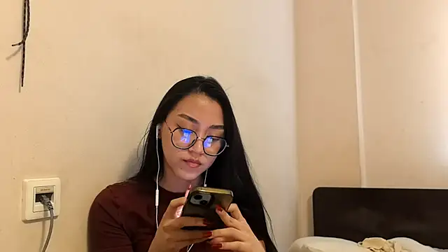 Snapshot of Stefania65 chatting on 04.15.26 Stefania65 online show from 04.15.26