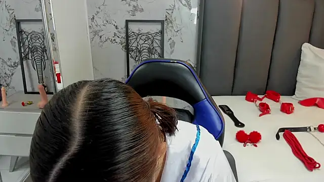 abby zoee online show from 05.07.26