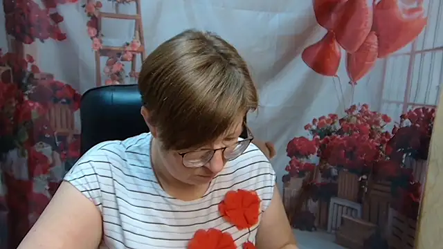 Snapshot of RadaChudna chatting on 07.09.26 RadaChudna online show from 07.09.26