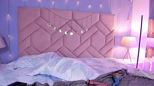 NaeniaDemon  online show from 03.21.26