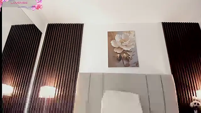  MiLa Dyva online show from 03.25.26