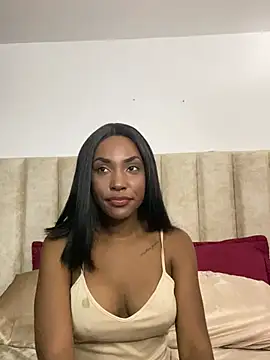 Snapshot of JustZoe_ chatting on 05.14.26 JustZoe online show from 05.14.26