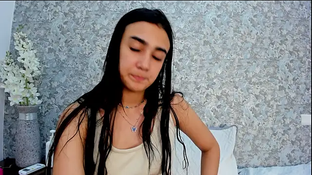 Anika H online show from 04.19.26