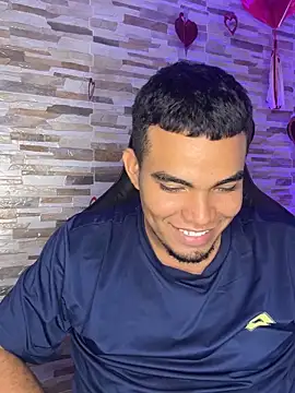 Snapshot of kinkyhousexxxx chatting on 02.14.26 kinkyhousexxxx online show from 02.14.26