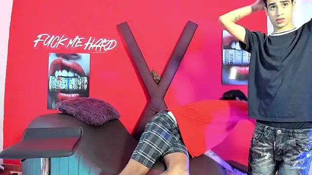 GREEN BOYS online show from 02.25.26