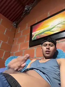 Snapshot of Miguel_960 chatting on 05.01.26 Miguel 960 online show from 05.01.26