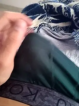 fmendoza094 online show from 11.04.25