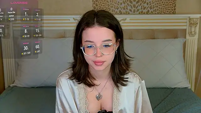 Snapshot of LanaLedger chatting on 06.05.26 LanaLedger online show from 06.05.26