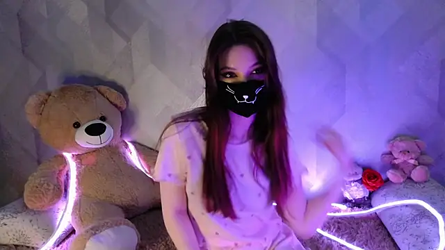 Snapshot of llonaMask chatting on 02.27.26 llonaMask online show from 02.27.26