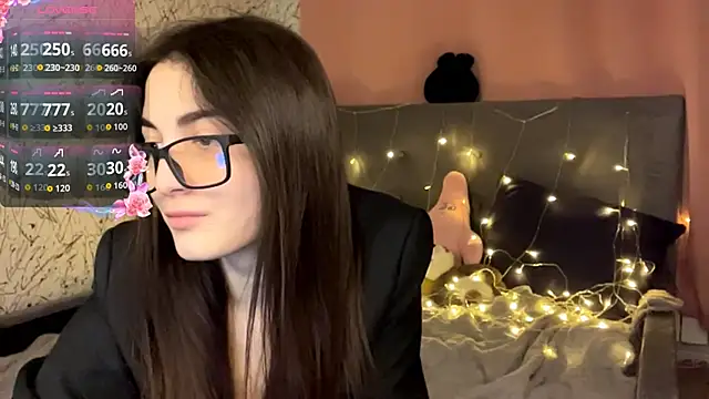 Snapshot of VelvetWhisper chatting on 03.12.26 VelvetWhisper online show from 03.12.26