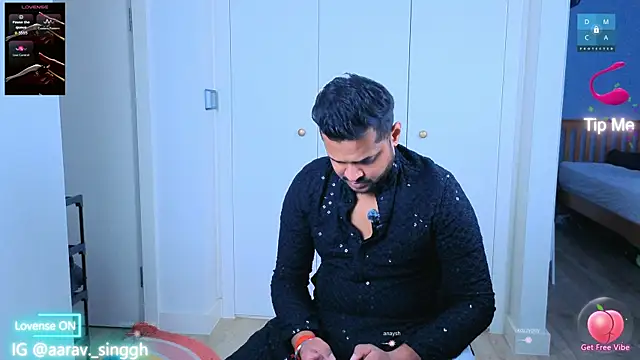 Snapshot of aarrav_hotty chatting on 02.15.26 aarrav hotty online show from 02.15.26