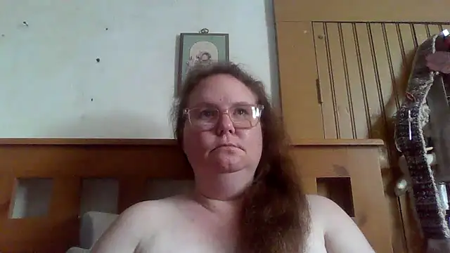 naughty queen1 online show from 04.25.26