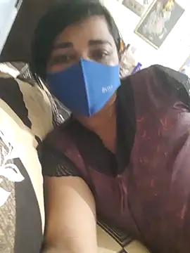 Snapshot of Tamil_Luckly_girl chatting on 05.18.26 Tamil Luckly girl online show from 05.18.26