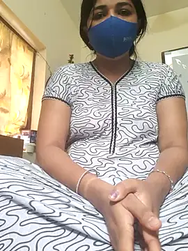 Snapshot of Tamil_Luckly_girl chatting on 05.29.26 Tamil Luckly girl online show from 05.29.26