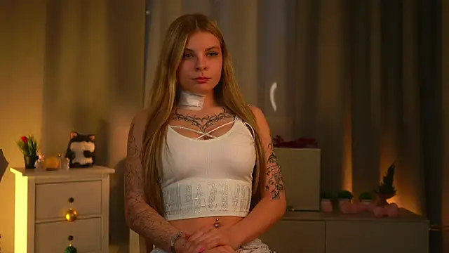 ZofiaPantano online show from 03.27.26