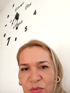 charlotte milf30 online show from 02.27.26